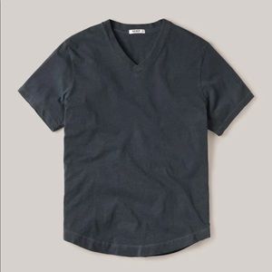 Slub Curved Hem V-Neck Tee